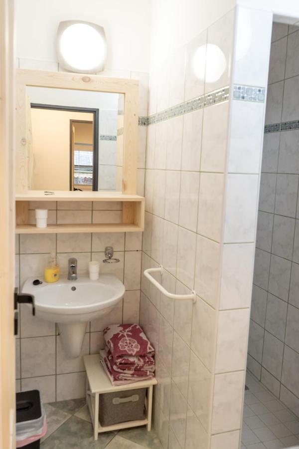 Apartmany Pod Jestedem Ліберець Екстер'єр фото